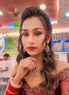 Anjal Rose - Transsexual dominatrix in Indore Photo 8 of 9
