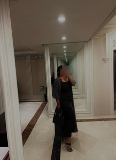 Anjala vip meetup - escort in Colombo Photo 2 of 5