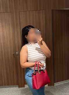 Anjala vip meetup - escort in Colombo Photo 3 of 5
