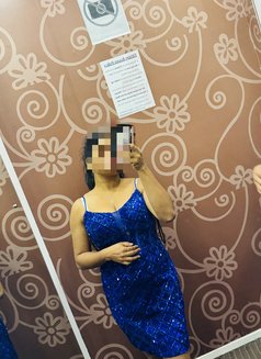 Anjalee - puta in Dubai Photo 3 of 3