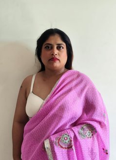 Anjali Bengali Girl - puta in Hyderabad Photo 3 of 9