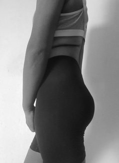 Anjali Devi - Transsexual escort in Chennai Photo 2 of 6