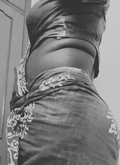 Anjali Devi - Transsexual escort in Chennai Photo 5 of 6