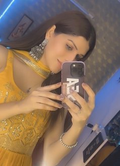 Anjali - escort in Bangalore Photo 2 of 5