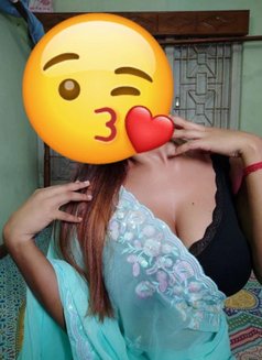 Housewife Anjali - escort in Gurgaon Photo 4 of 6