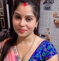 Anjali independent - escort in Surat