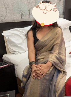 Anjali Escort My Self - puta in Ernakulam Photo 1 of 3