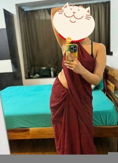 Anjali Escort My Self - puta in Ernakulam Photo 3 of 3