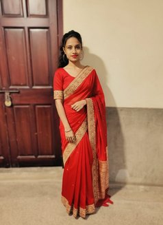 Anjali - puta in Bangalore Photo 1 of 1