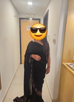 Anjali 18 years old Indian model - escort in Dubai Photo 1 of 9