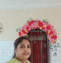 Anjali - escort in Kolkata Photo 2 of 2