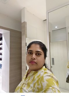 Anjali only video call service - escort in Kolkata Photo 5 of 7