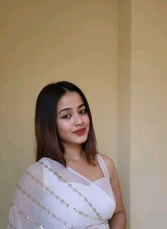 Anjali - escort in Mumbai Photo 2 of 4