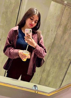 Anjali - Acompañantes masculino in New Delhi Photo 1 of 1