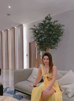 Saba Pakistani Model - puta in Dubai Photo 2 of 3