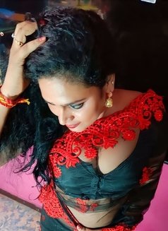 Anjali Meera - Transsexual escort in Chennai Photo 1 of 5