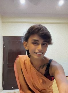 Anjali Papa here - Transsexual escort in Bangalore Photo 1 of 4