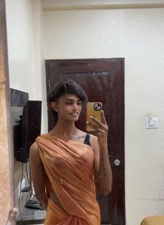 Anjali Papa here - Transsexual escort in Bangalore Photo 3 of 4