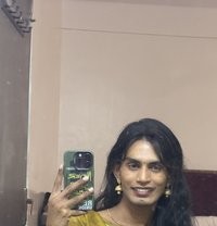 Anjali Papa here - Acompañantes transexual in Hyderabad
