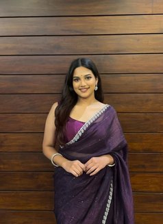 Anjali Reddy - escort in Chennai Photo 1 of 6