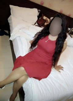 Anjali Roy - escort in Pune Photo 2 of 4
