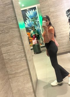 Anjali roy - Transsexual escort in Bangalore Photo 16 of 17