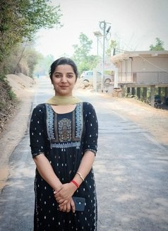 ANJALI 𝟖𝟖𝟑𝟳𝟓𝟐𝟰𝟬𝟐𝟓 - escort in Amritsar Photo 3 of 7
