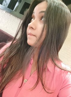 Anjali Sharma - puta in Hyderabad Photo 2 of 2