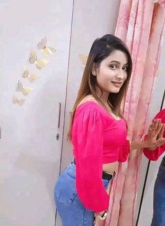 Anjali Sharma - puta in New Delhi Photo 6 of 7