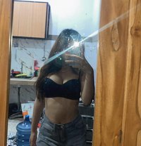 Anjali Sharma - puta in Noida