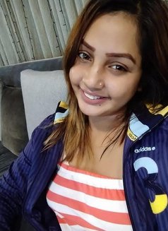 Anjali, sexologist - companion in Colombo Photo 2 of 4