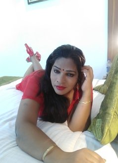TS Anjali - Transsexual escort in Mumbai Photo 9 of 16