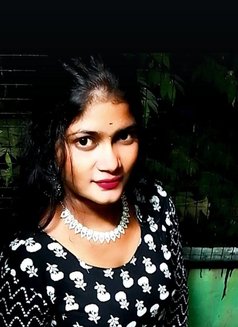 Anjana - escort in Chennai Photo 13 of 13