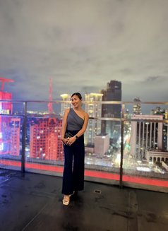 Anjie - puta in Makati City Photo 2 of 5