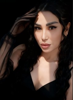 Anjie - escort in Beirut Photo 9 of 9