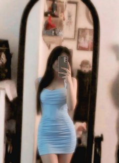 Anjli - escort in Noida Photo 3 of 5
