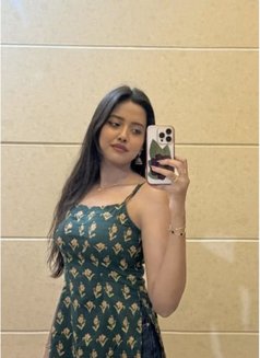 Anju - puta in Pune Photo 1 of 1