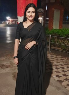 Anju - Acompañantes masculino in Pune Photo 1 of 1
