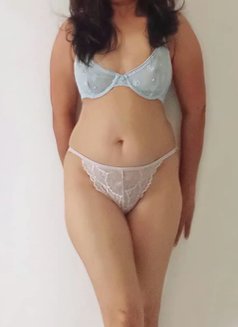 Anju Milf Fantacy - puta in Colombo Photo 3 of 4