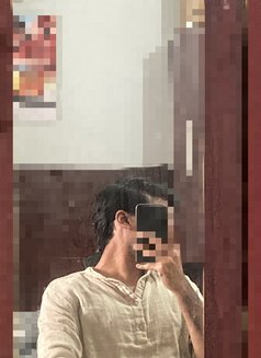 Ankit M - Male companion in Gurgaon Photo 2 of 4