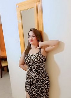 Ankita - puta in Al Manama Photo 1 of 6