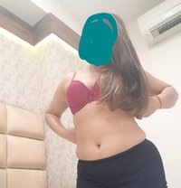 Ankita - puta in New Delhi