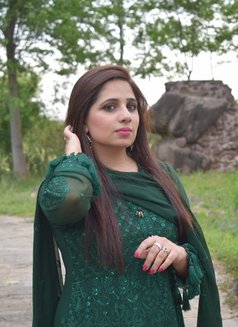 Ankita - escort in Dubai Photo 1 of 6