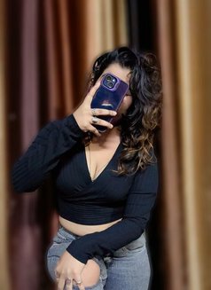 Ankita - escort in Kolkata Photo 1 of 6