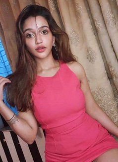 Ankita - puta in Noida Photo 6 of 9