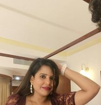 Ankita Rana Real Meet - puta in Candolim, Goa Photo 1 of 2