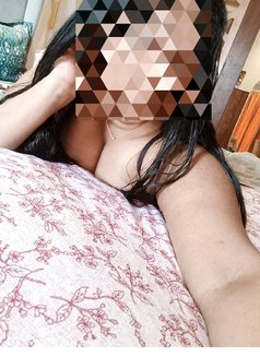 Ankita Sharma - puta in Noida Photo 1 of 2