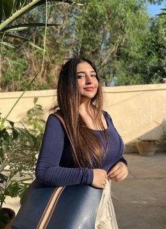 Ankita Sharma - puta in Abu Dhabi Photo 5 of 5