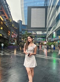 Ankita Singh - escort in Dubai Photo 2 of 6