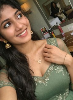 Aarpitha( Real meet) & Nude Call - escort in Hyderabad Photo 1 of 1